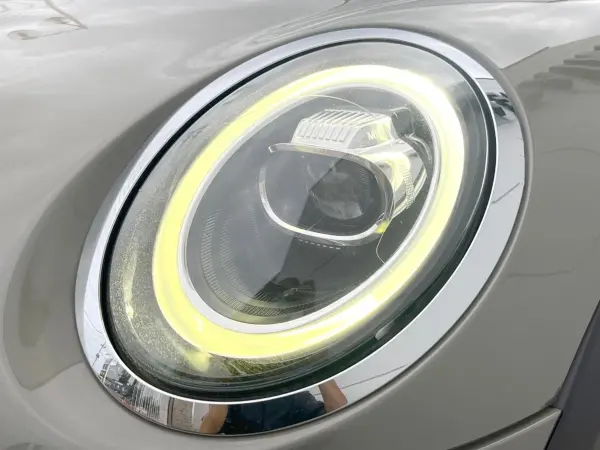 2019 Mini Cooper — photo 8 | Tuminion Kenya