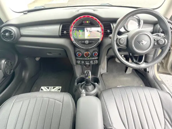 2019 Mini Cooper — photo 2 | Tuminion Kenya