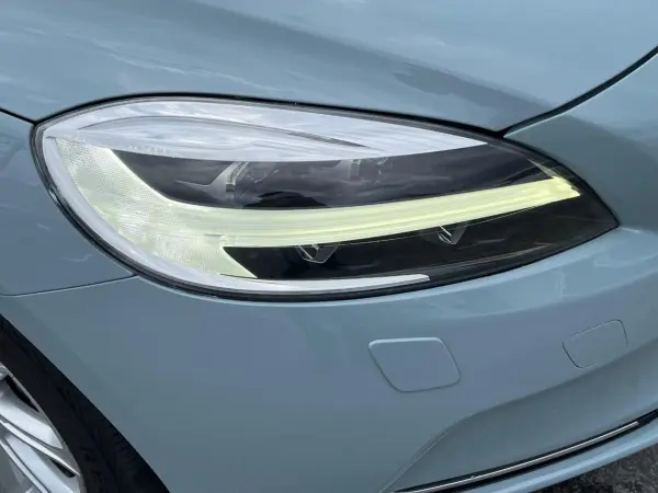 2019 Volvo V40 — photo 8 | Tuminion Kenya