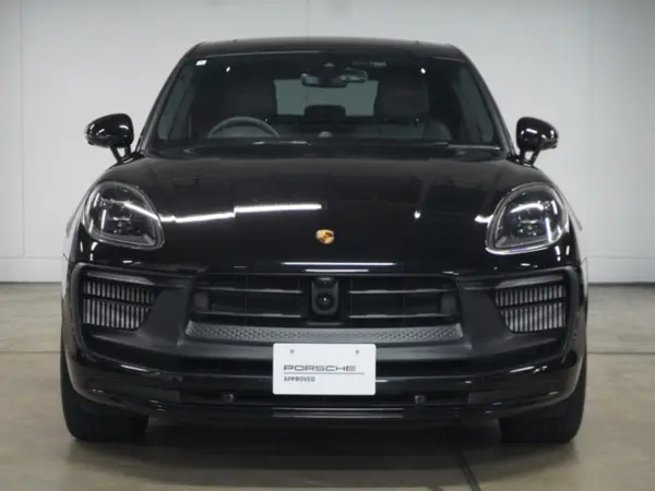 2024 Porsche Macan — photo 2 | Tuminion Kenya