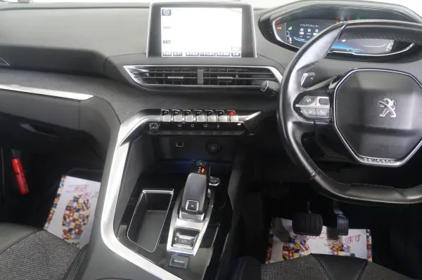 2018 Peugeot 5008 — photo 9 | Tuminion Kenya