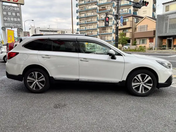 2019 Subaru Legacy Outback — photo 2 | Tuminion Kenya