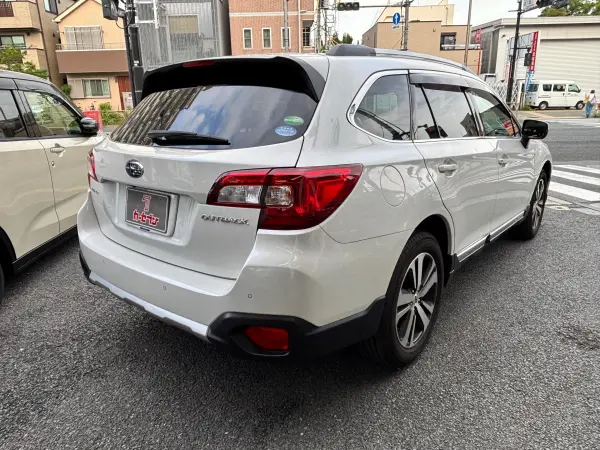 2019 Subaru Legacy Outback — photo 3 | Tuminion Kenya