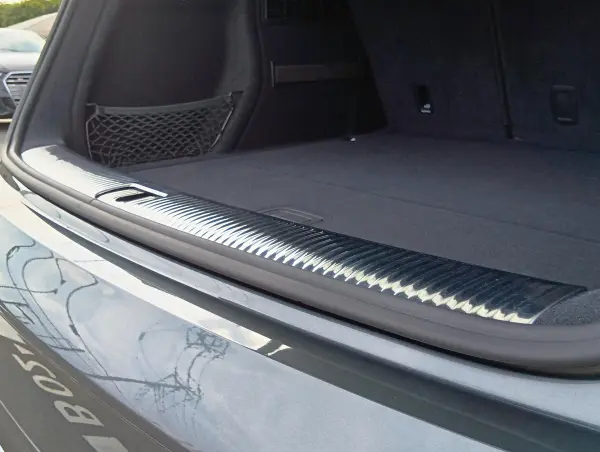 2022 Audi Sq5 — photo 9 | Tuminion Kenya