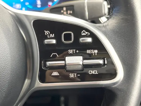 2021 Mercedes-benz Glc — photo 3 | Tuminion Kenya