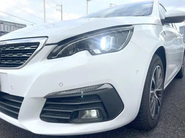 2020 Peugeot 308 — photo 8 | Tuminion Kenya