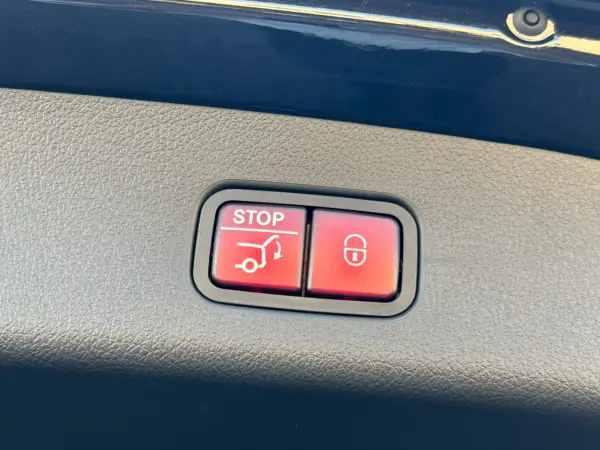 2026 Mercedes-benz Glc — photo 8 | Tuminion Kenya