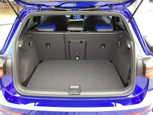 2024 Volkswagen Golf — photo 8 | Tuminion Kenya