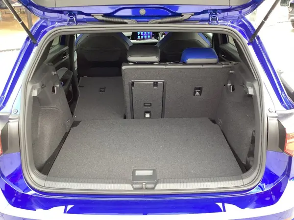 2024 Volkswagen Golf — photo 9 | Tuminion Kenya