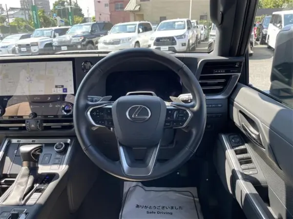 2024 Lexus Gx — photo 7 | Tuminion Kenya