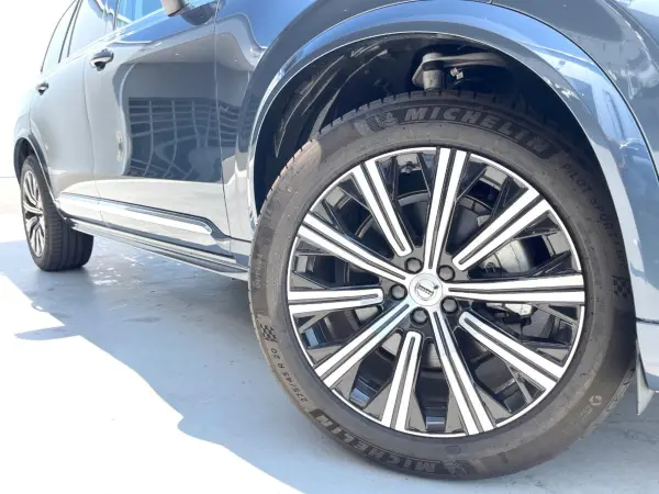 2024 Volvo Xc90 — photo 9 | Tuminion Kenya