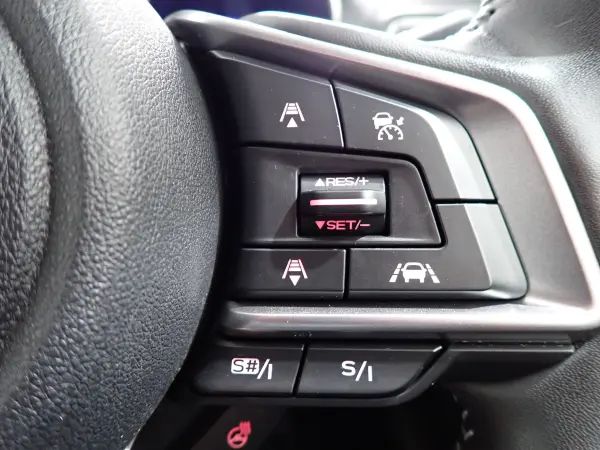 2020 Subaru Legacy Outback — photo 3 | Tuminion Kenya