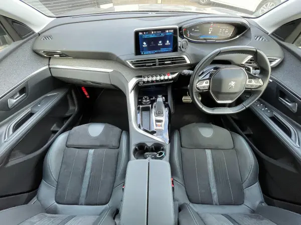 2021 Peugeot 3008 — photo 2 | Tuminion Kenya