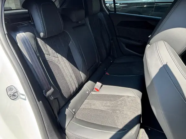 2023 Peugeot 308 — photo 9 | Tuminion Kenya