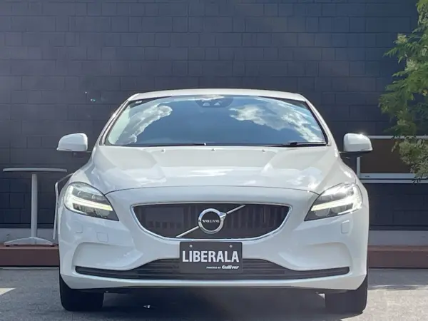 2018 Volvo V40 — photo 8 | Tuminion Kenya
