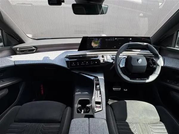 2025 Peugeot 3008 — photo 2 | Tuminion Kenya