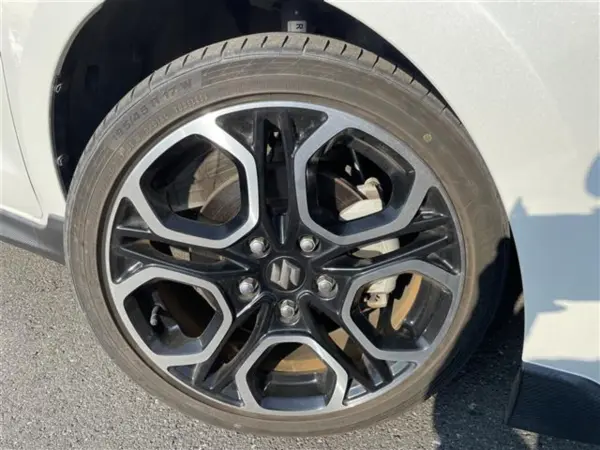 2019 Suzuki Swift — photo 8 | Tuminion Kenya