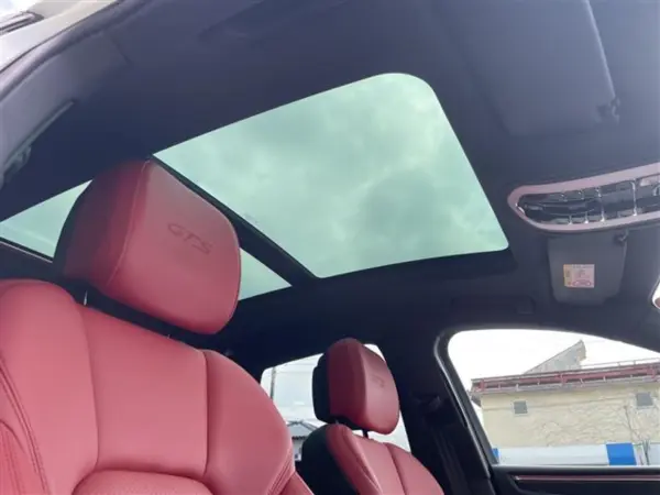 2021 Porsche Macan — photo 2 | Tuminion Kenya