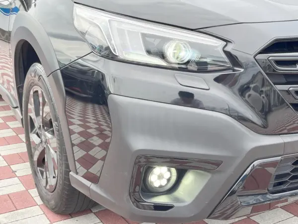 2023 Subaru Legacy Outback — photo 9 | Tuminion Kenya
