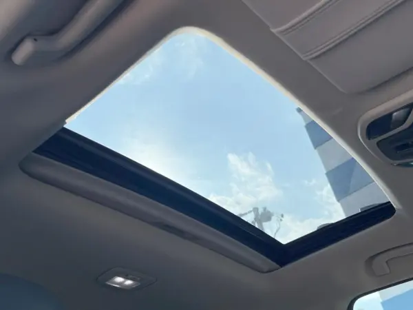 2023 Subaru Legacy Outback — photo 3 | Tuminion Kenya