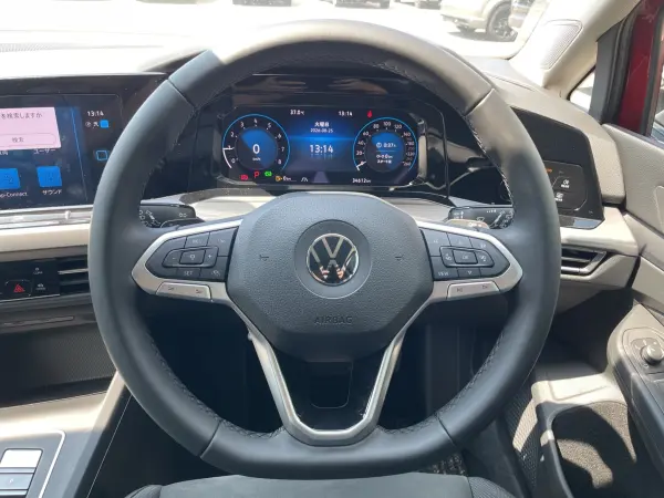 2021 Volkswagen Golf — photo 9 | Tuminion Kenya