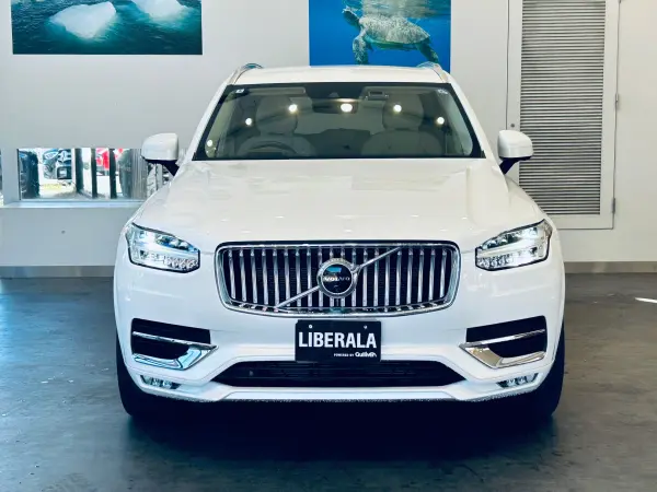2022 Volvo Xc90 — photo 8 | Tuminion Kenya