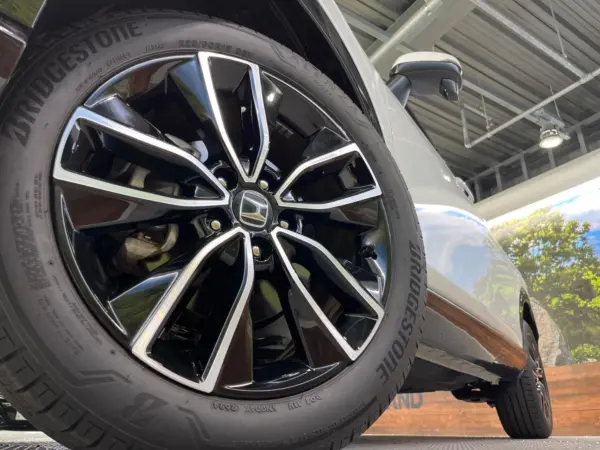2024 Honda Vezel — photo 9 | Tuminion Kenya