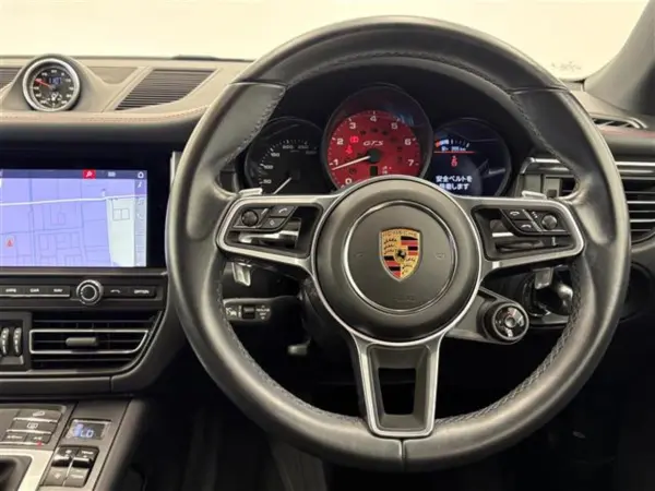 2021 Porsche Macan — photo 2 | Tuminion Kenya