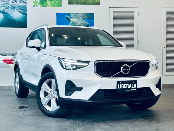 2023 Volvo Xc40 — photo 7 | Tuminion Kenya