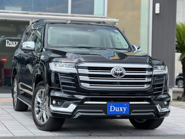 2025 Toyota Landrcuiser 300 — photo 2 | Tuminion Kenya