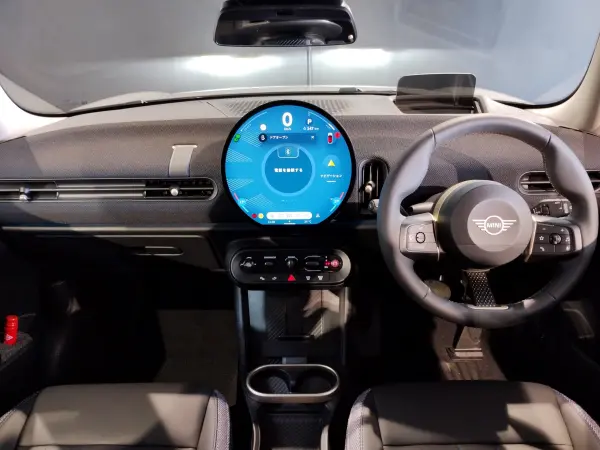 2025 Mini Cooper — photo 8 | Tuminion Kenya