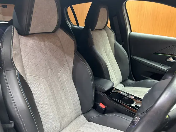 2020 Peugeot 208 — photo 7 | Tuminion Kenya