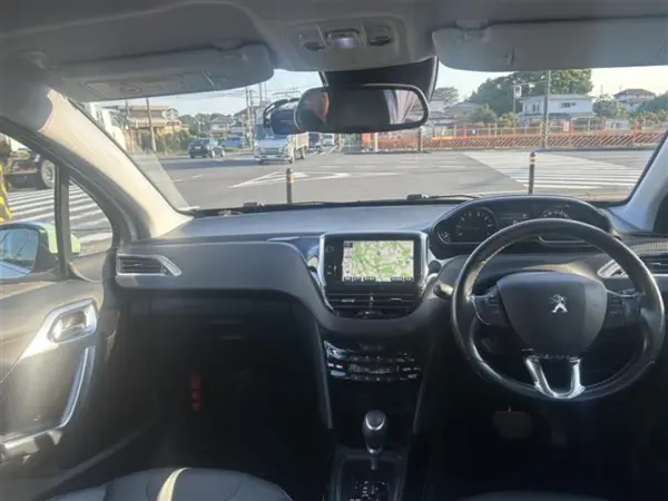 2018 Peugeot 2008 — photo 2 | Tuminion Kenya