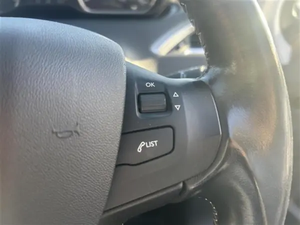 2018 Peugeot 2008 — photo 7 | Tuminion Kenya
