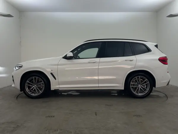 2022 Bmw X3 — photo 7 | Tuminion Kenya