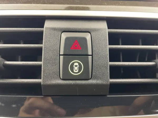 2022 Bmw X3 — photo 3 | Tuminion Kenya
