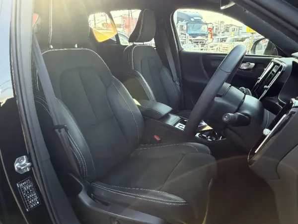 2021 Volvo Xc40 — photo 7 | Tuminion Kenya