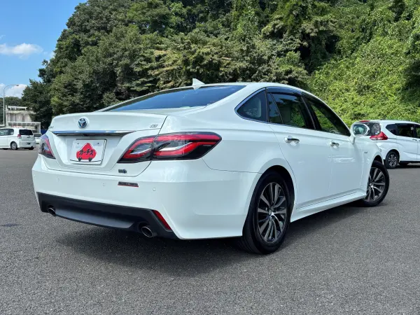 2019 Toyota Crown — photo 2 | Tuminion Kenya
