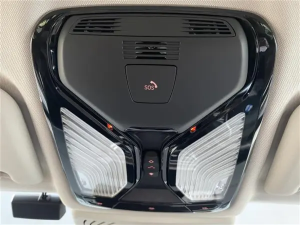 2022 Bmw X3 — photo 7 | Tuminion Kenya