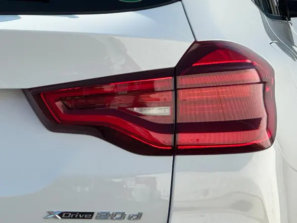 2019 Bmw X3 — photo 3 | Tuminion Kenya