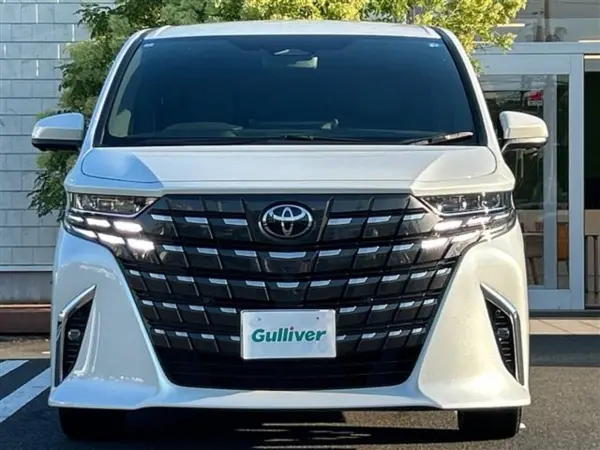 2025 Toyota Alphard — photo 9 | Tuminion Kenya