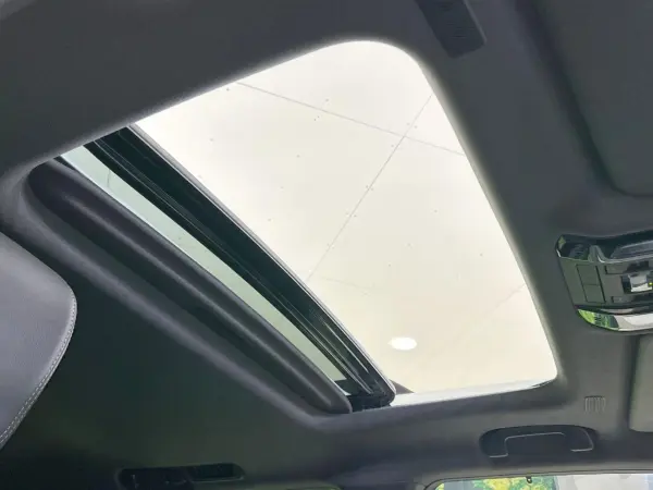 2025 Land Cruiser 250 — photo 3 | Tuminion Kenya