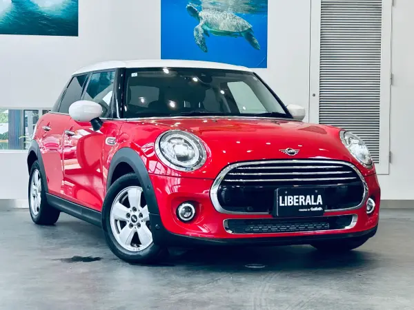 2021 Mini Cooper — photo 7 | Tuminion Kenya