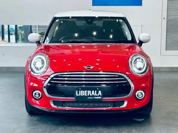 2021 Mini Cooper — photo 8 | Tuminion Kenya