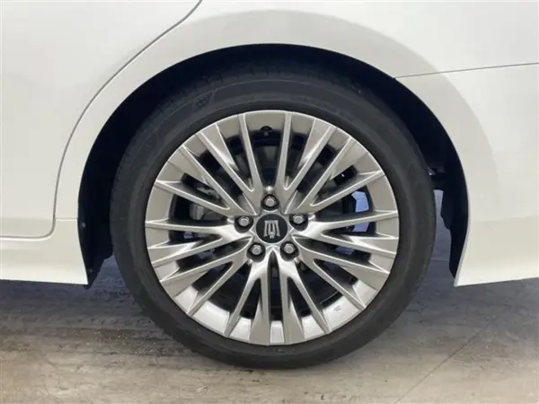 2020 Toyota Crown — photo 9 | Tuminion Kenya