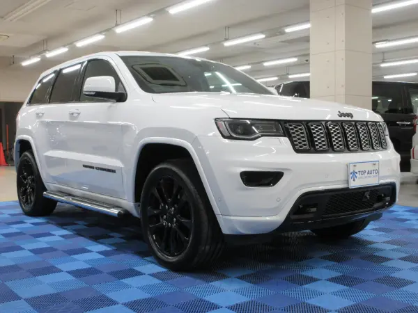 2019 Jeep Grand Cherokee — photo 2 | Tuminion Kenya