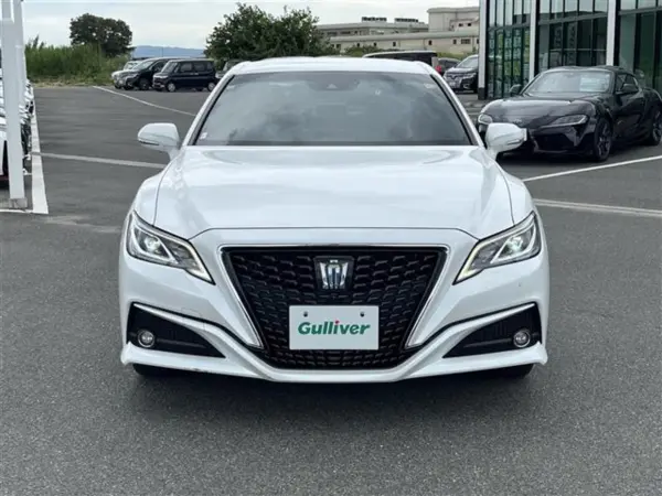 2021 Toyota Crown — photo 8 | Tuminion Kenya