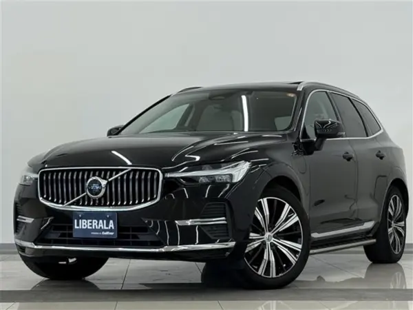 2022 Volvo Xc60 — photo 1
