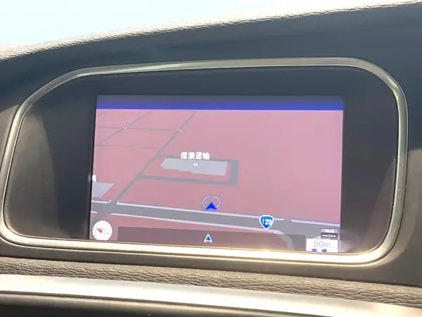 2019 Volvo V40 — photo 8 | Tuminion Kenya
