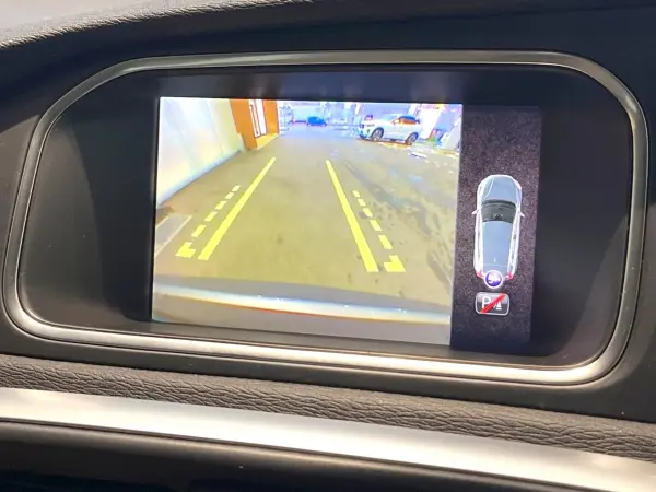 2019 Volvo V40 — photo 9 | Tuminion Kenya